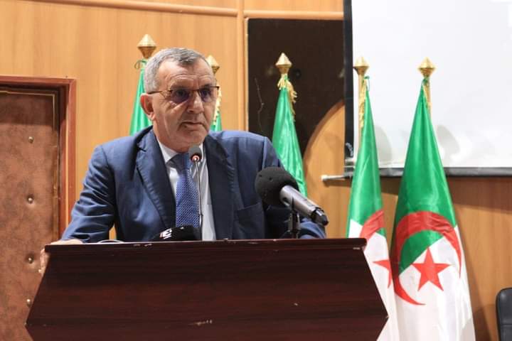 والي ولاية الوادي يعلن عن الافتتاح الرسمي لملحقة الطب بجامعة الوادي